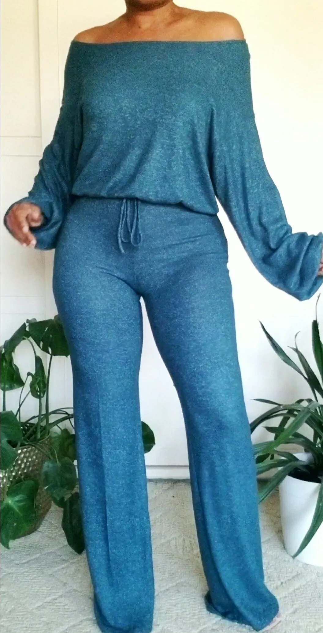 All I Need 2Pc Fleece Wide Leg Pant Set