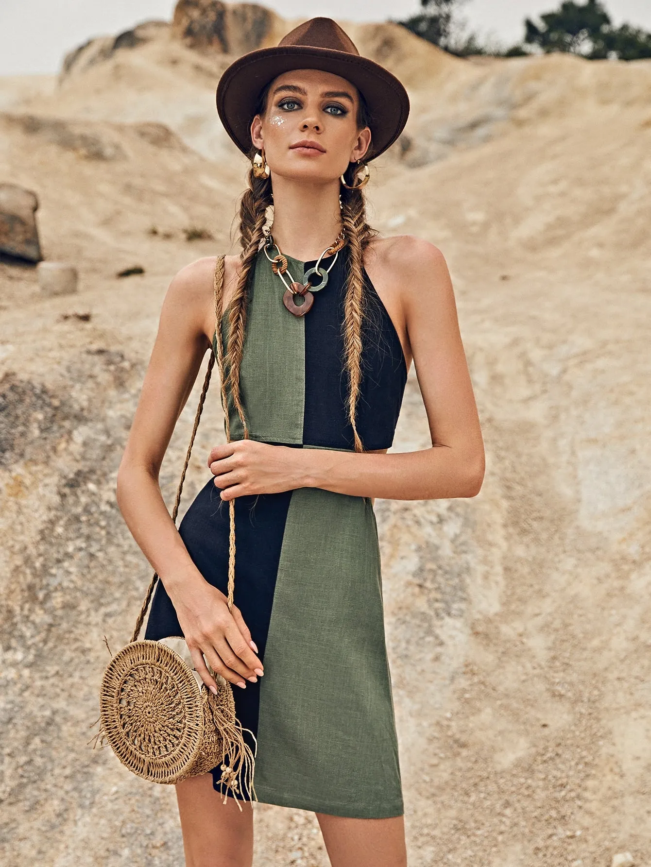 Colorblock Zipper Sleeveless Halter Straight Natural Short Dress