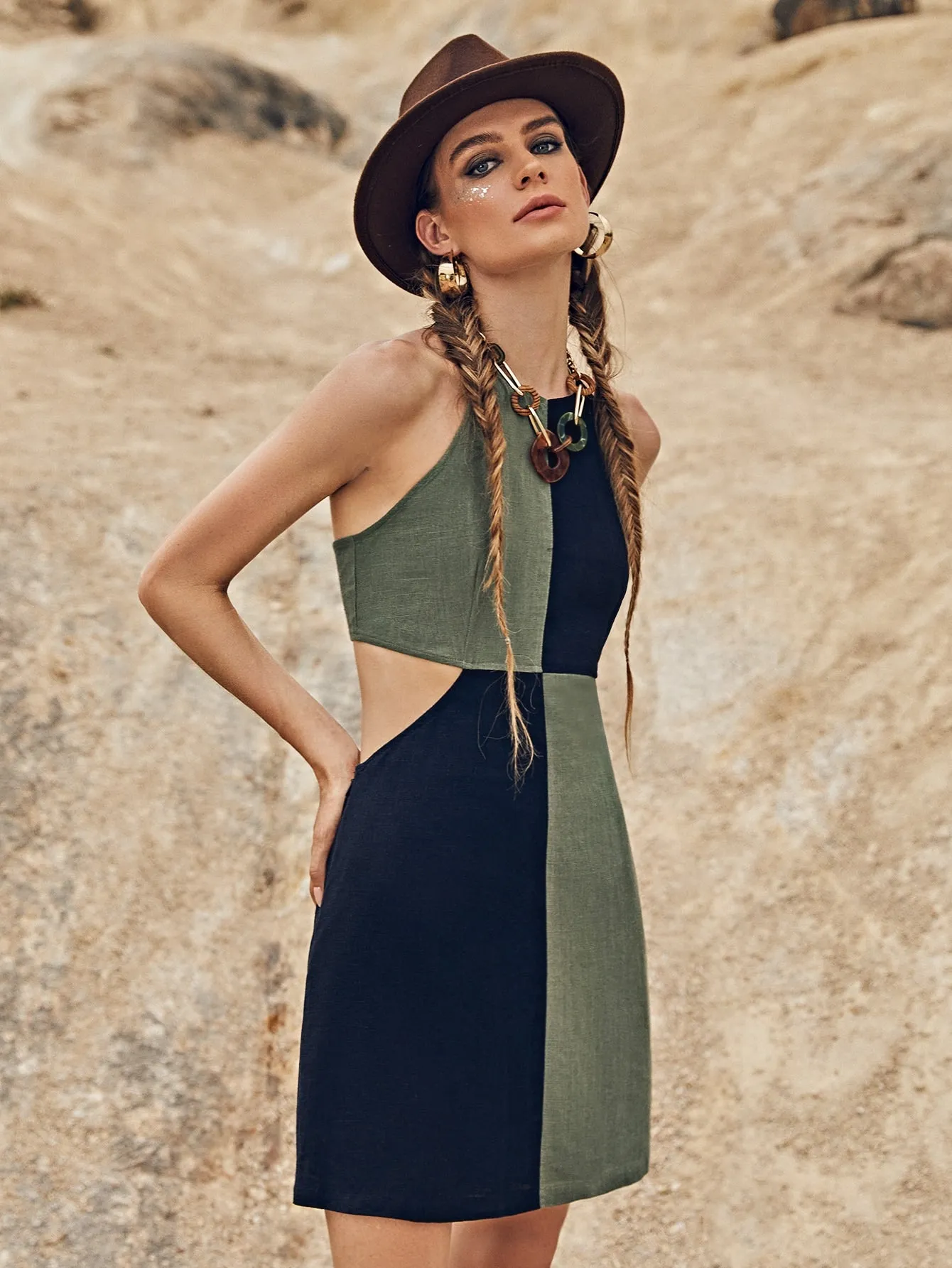 Colorblock Zipper Sleeveless Halter Straight Natural Short Dress