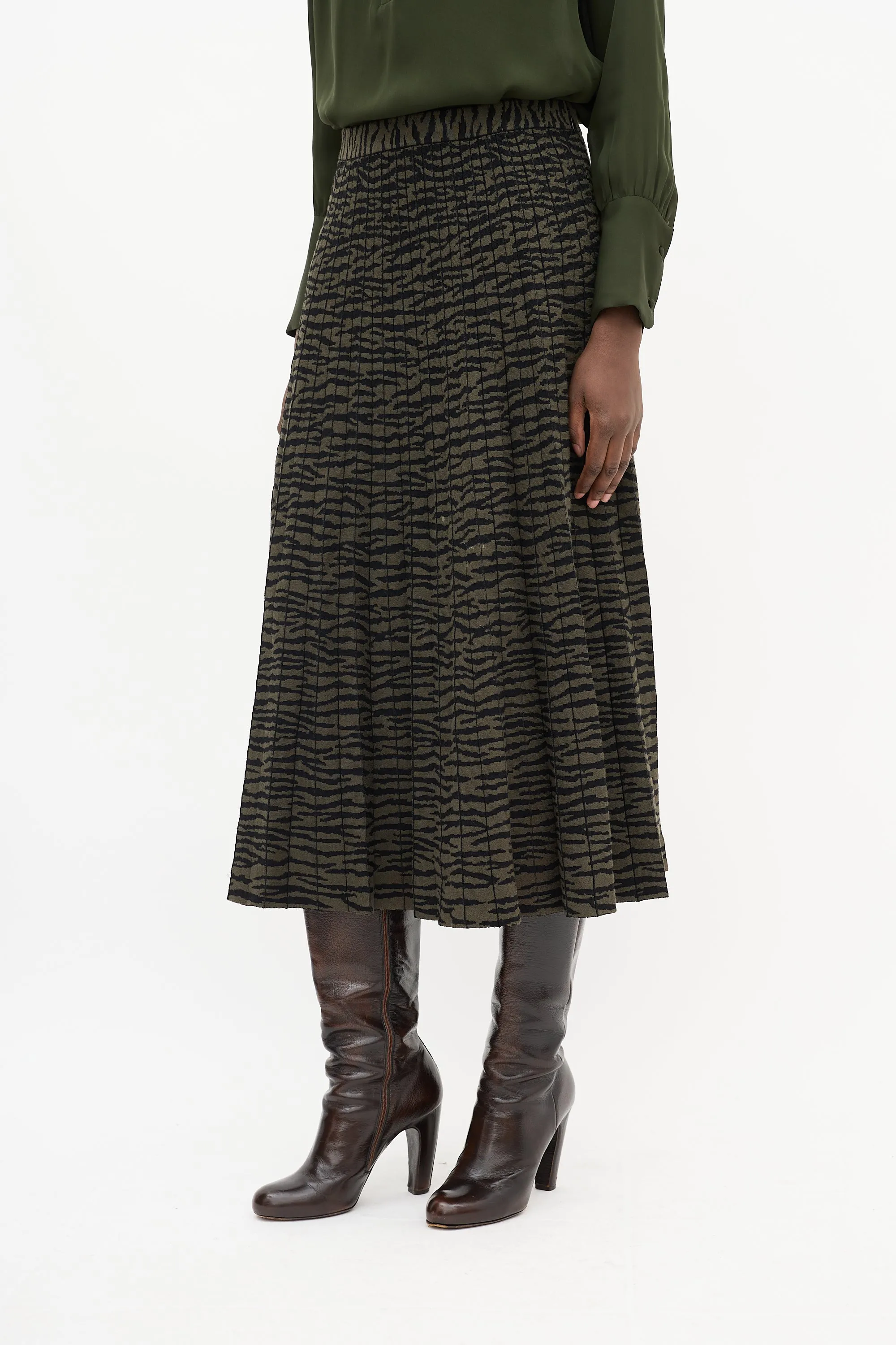 Green & Black Intarsia Stripe Pleated Midi Skirt