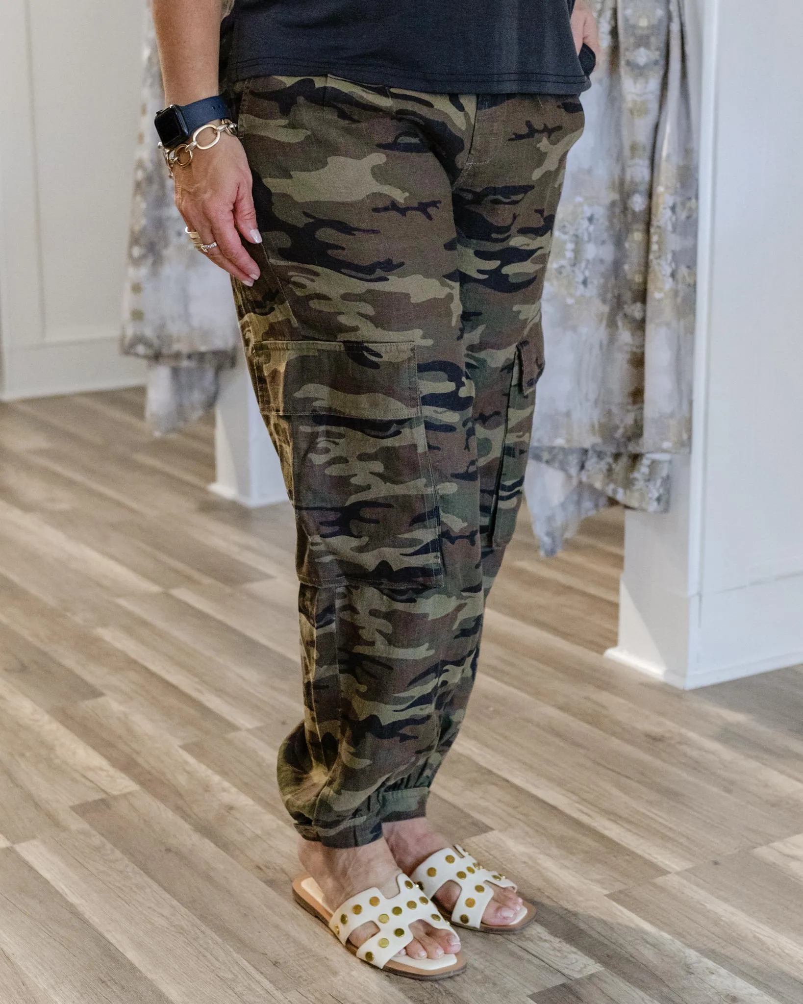Pleated Linen Cargo Pants- Camo